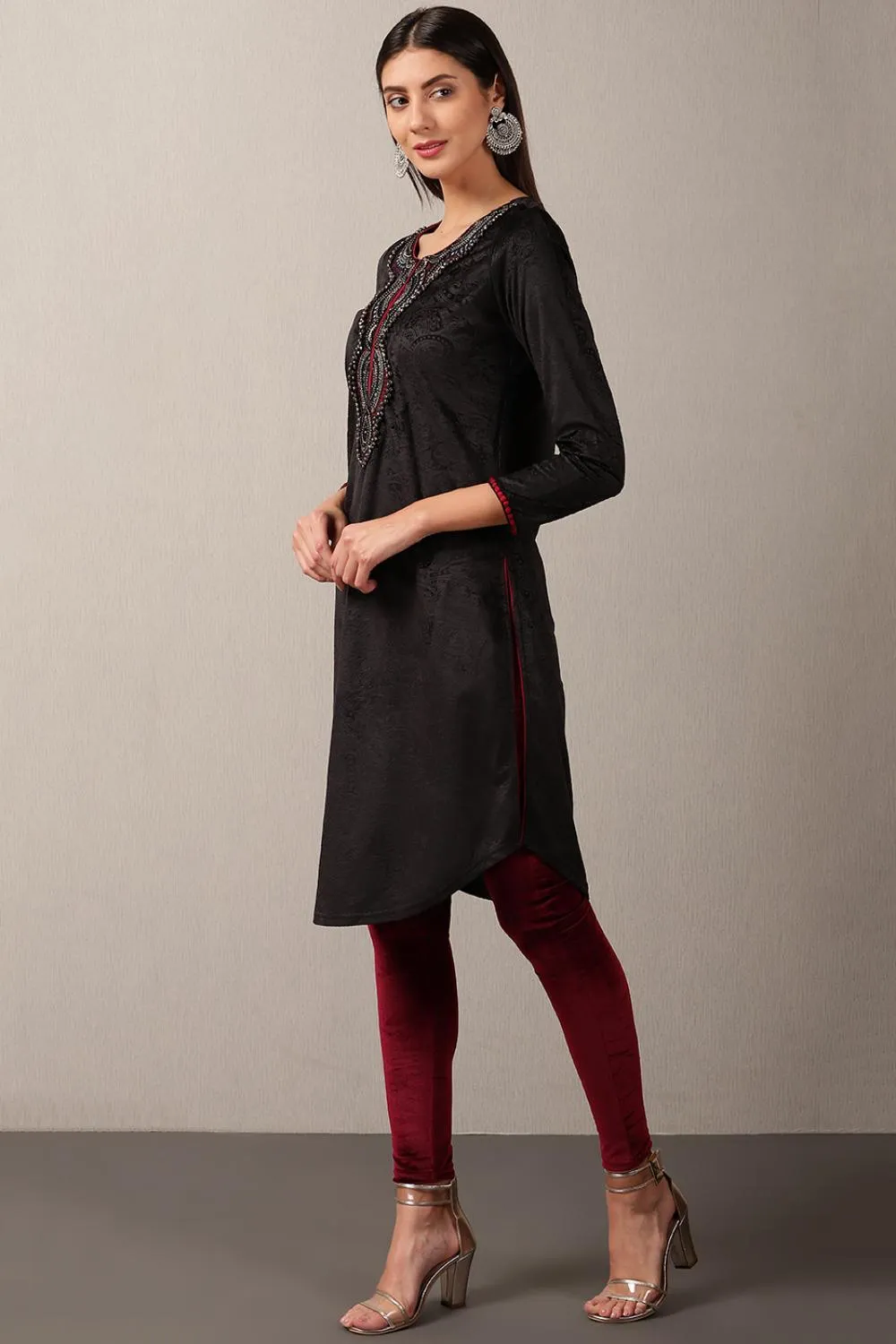 Black Regular Embroidery Velvet Kurta