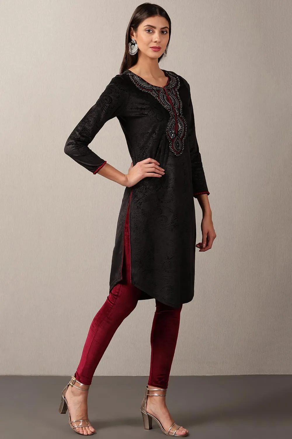 Black Regular Embroidery Velvet Kurta