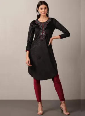 Black Regular Embroidery Velvet Kurta