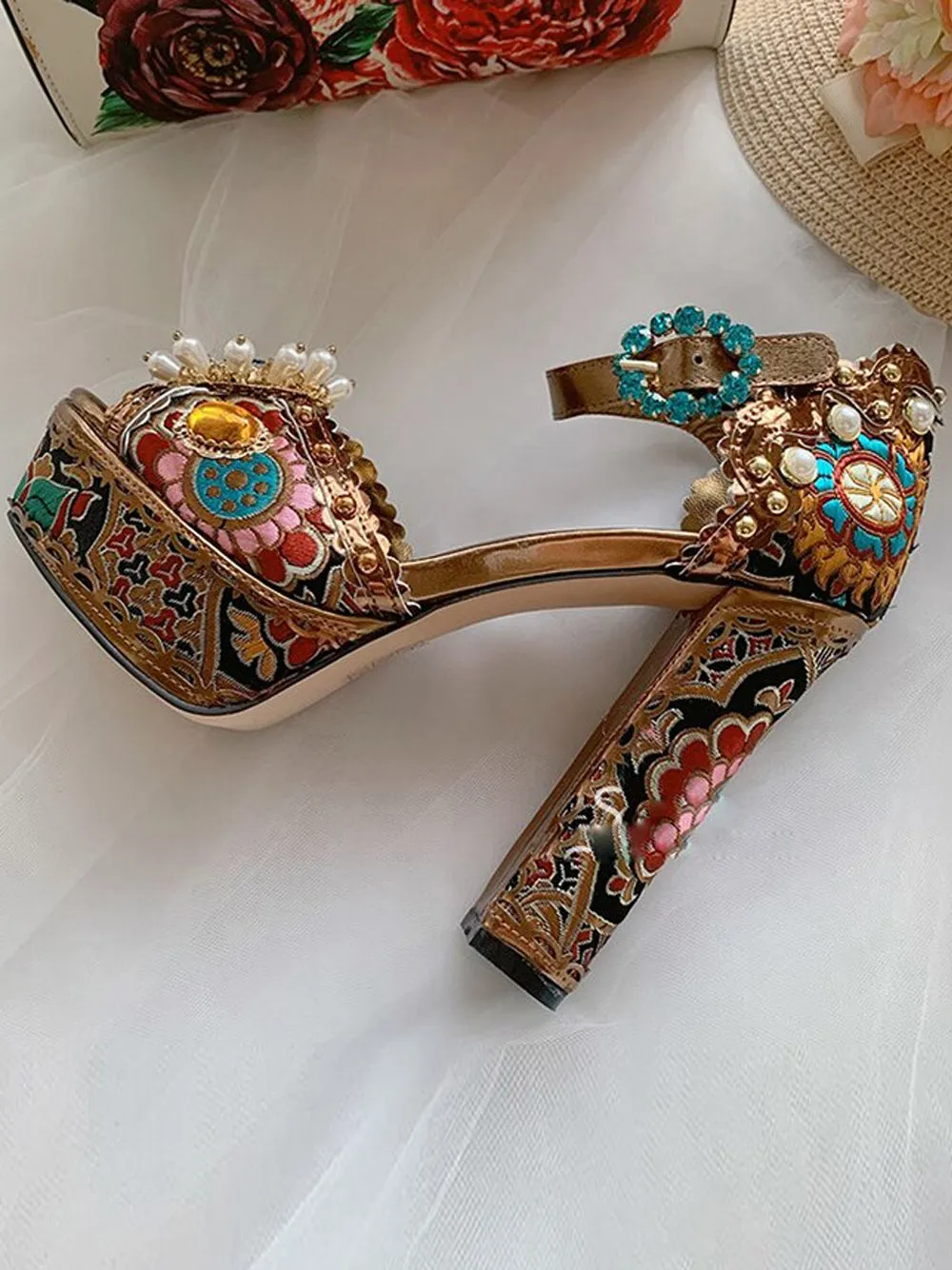 SPANISH MAGIC Block-Heel Sandals